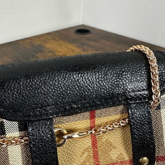 Burberry Nova Check Vintage Waist Bag - Picture 8 of 12
